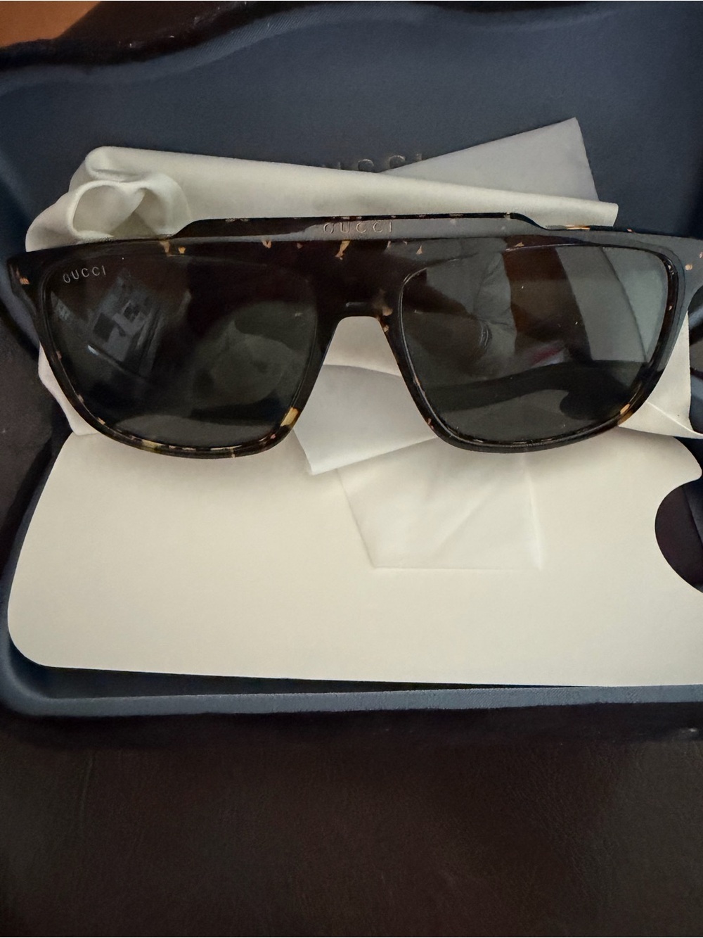 Gucci Tortoiseshell Shield Sunglasses - Dark Brown Lenses